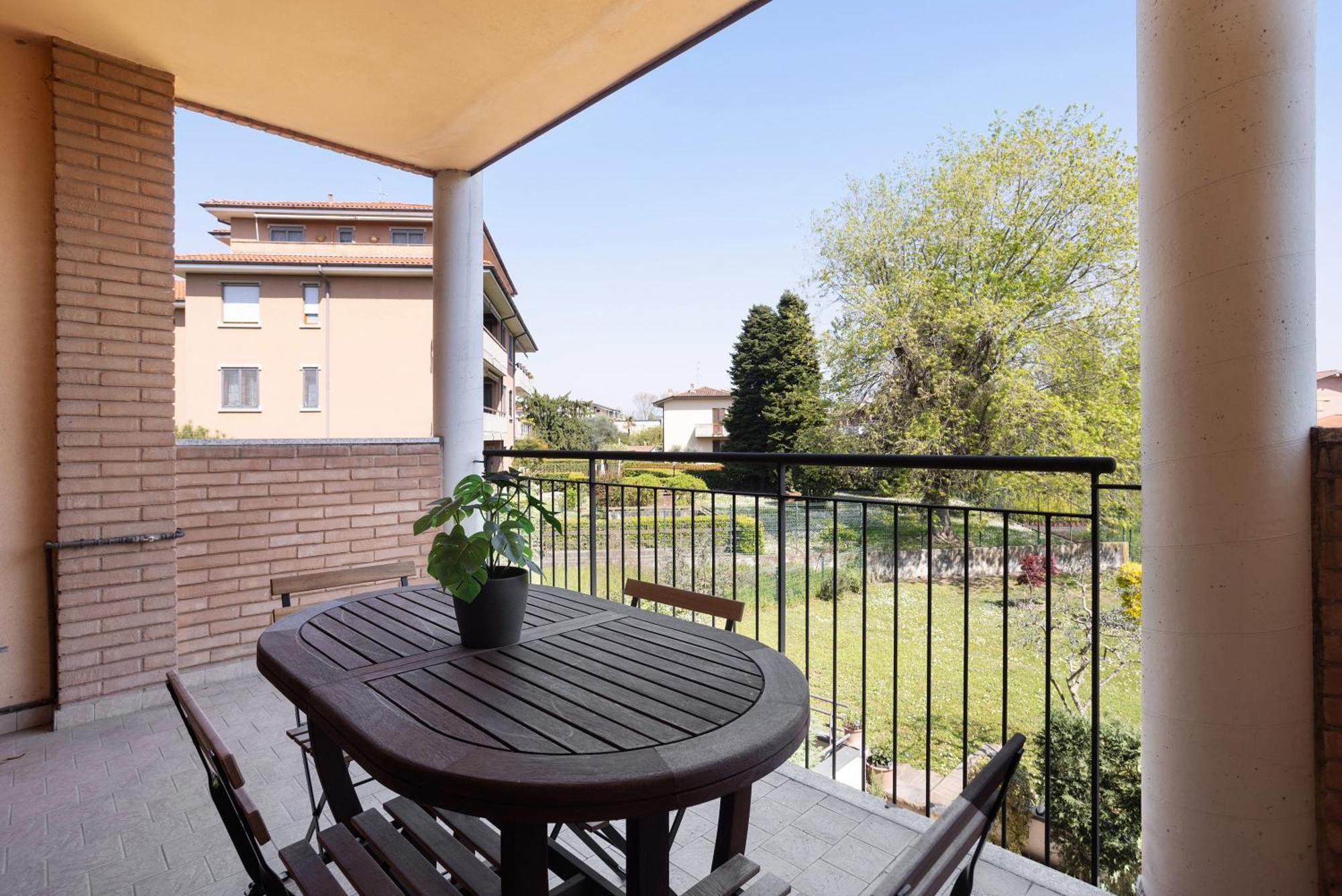 La Casa Di Cami Apartment Agrate Brianza Luaran gambar